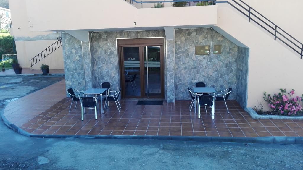 Hostal Nuevo Alonso Bembribe Exterior foto